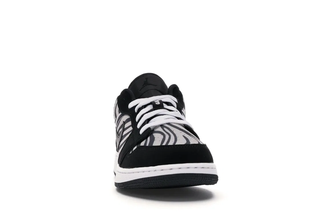 Детские кроссовки с принтом Jordan 1 Low Zebra, Black/White-Sail — фото 2