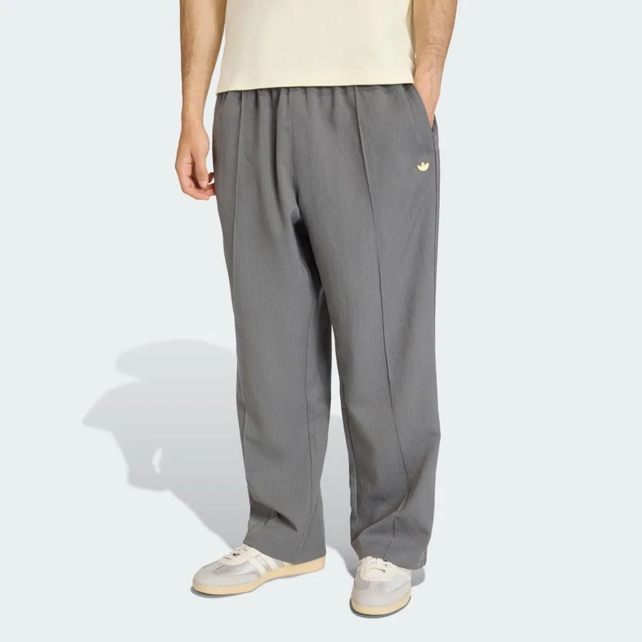Спортивные брюки свободного кроя с принтом в полоску Firebird Loose Pinstripes adidas, Серый