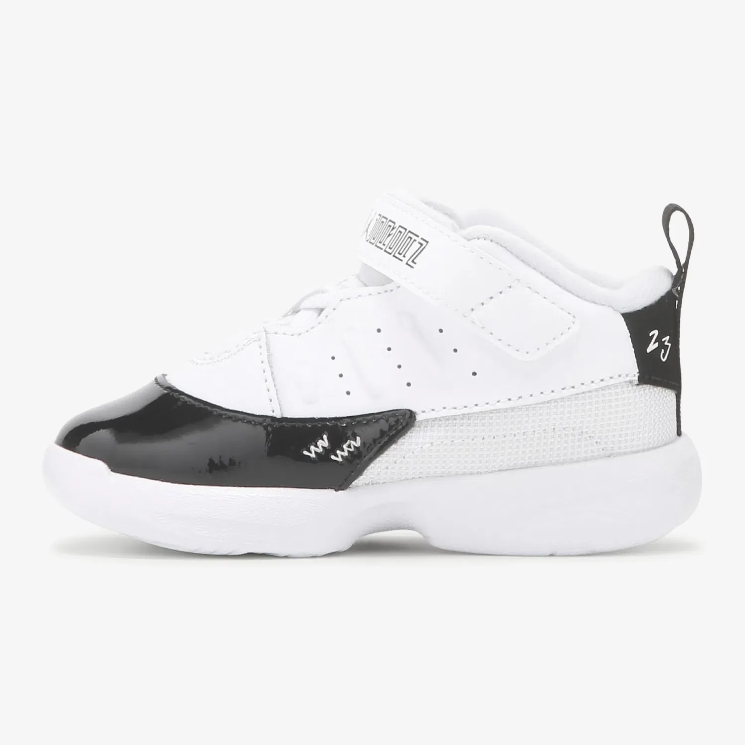 Детские кроссовки Max Aura 7 Mid для малышей Jordan, White/Black — фото 2