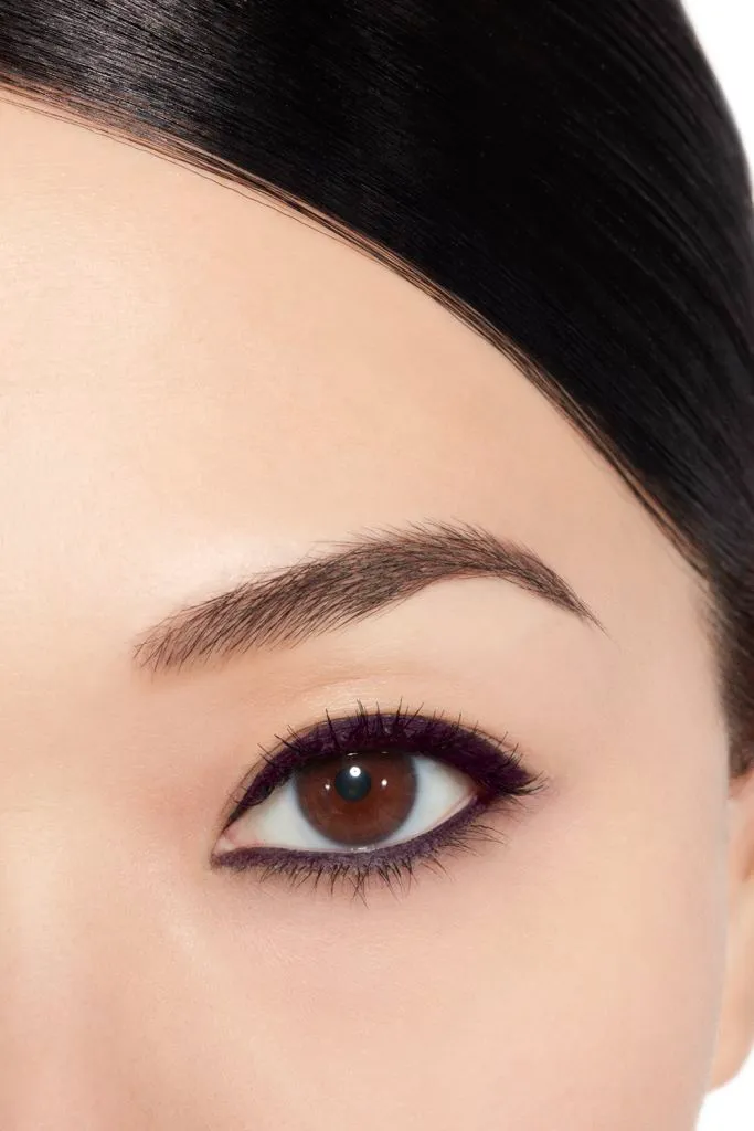 Водостойкий карандаш для глаз Chanel Stylo Yeux, 83 cassis, 0,3 г — фото 3