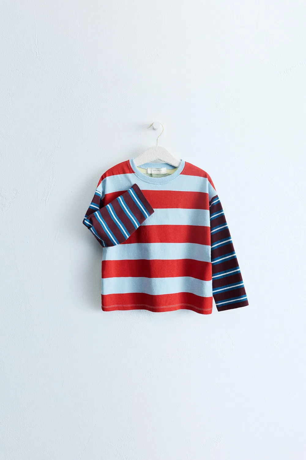 Футболка ZARA TIMELESS с многослойной расцветкой и цветовыми блоками., Multicoloured — фото 4