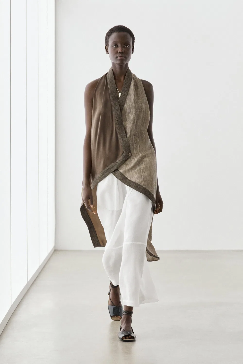 Брюки Massimo Dutti, струящиеся, из смесовой льняной ткани, белый