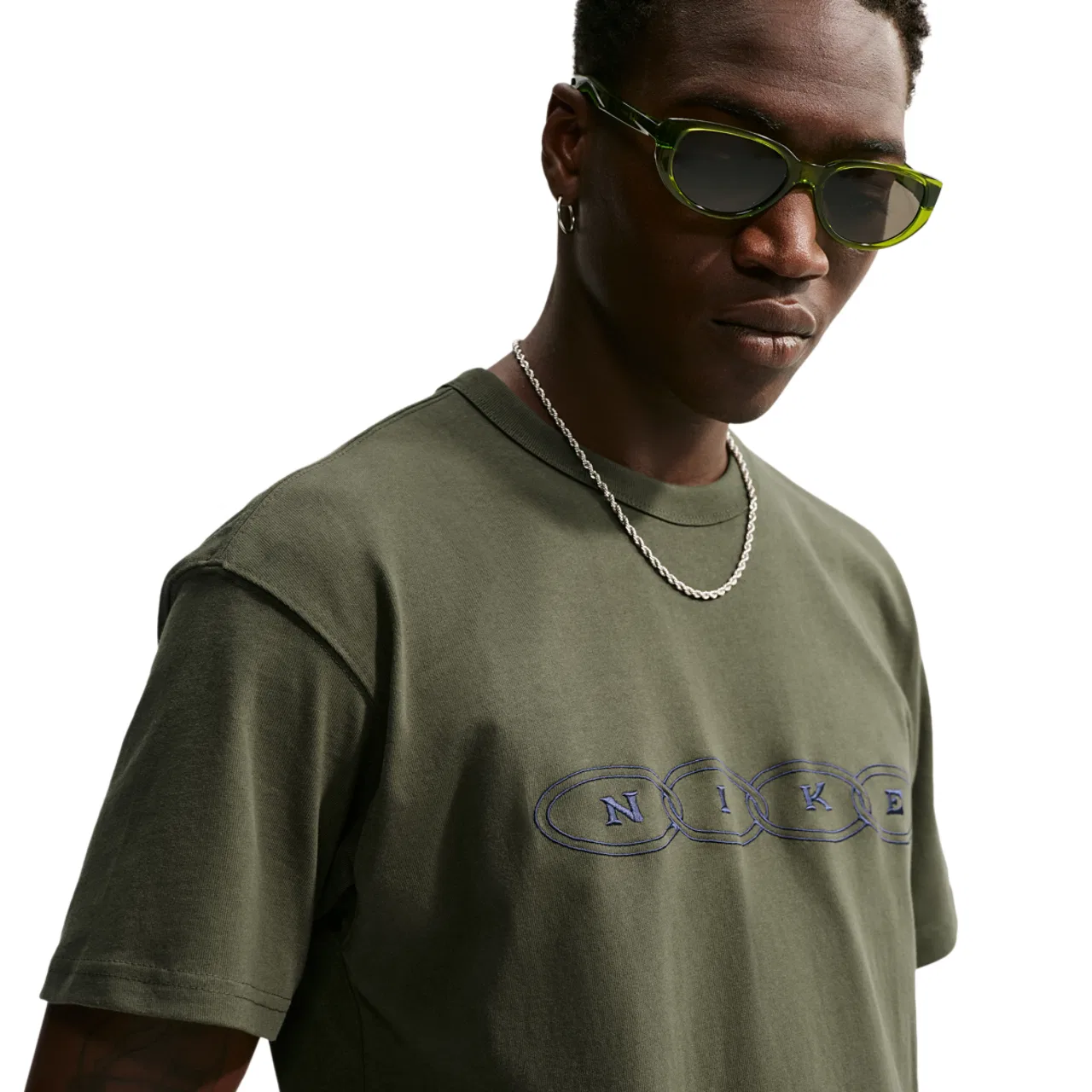 Мужская футболка свободного кроя с вышивкой Nike Heavyweight Embroidered T-Shirt Nike, Cargo Khaki — фото 3