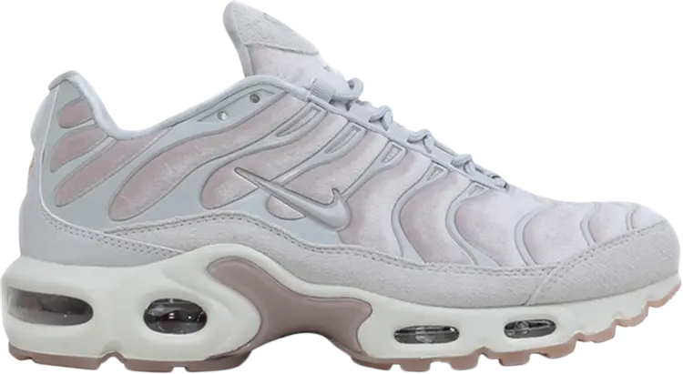 

Кроссовки Nike Wmns Air Max Plus LX 'Particle Rose', фиолетовый