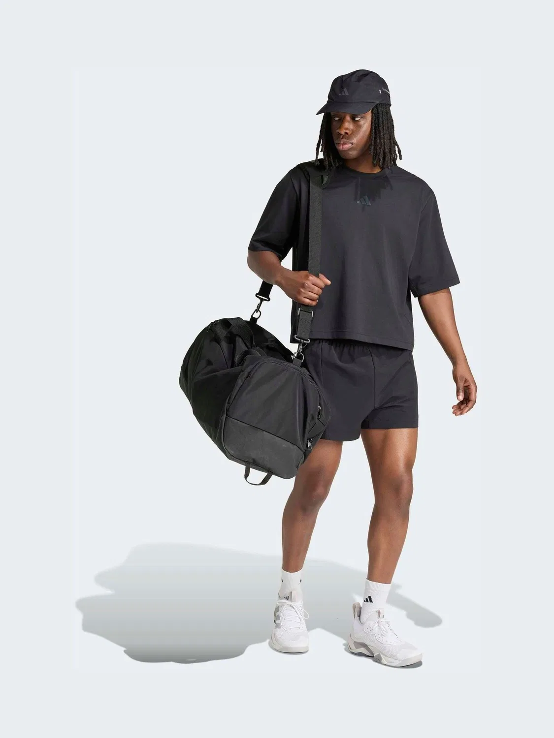 Футболка с принтом PrimeLift, короткая adidas, черный — фото 4
