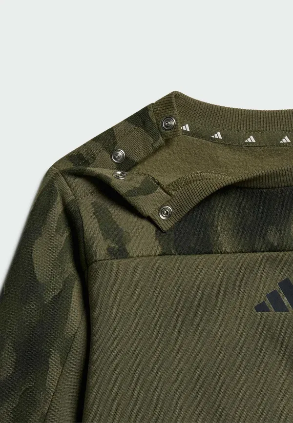 Детский спортивный костюм Adidas Sportswear, оливковый — фото 3