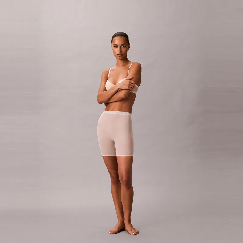 Женские боксеры Calvin Klein, MTR-Skin — фото 4