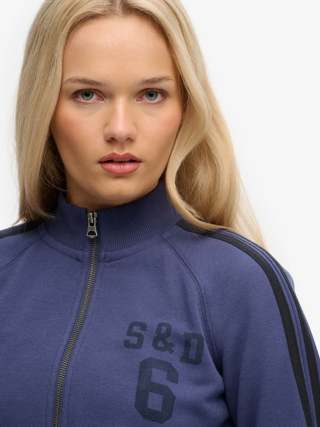 Куртка Athletic Essentials Superdry, синий — фото 4