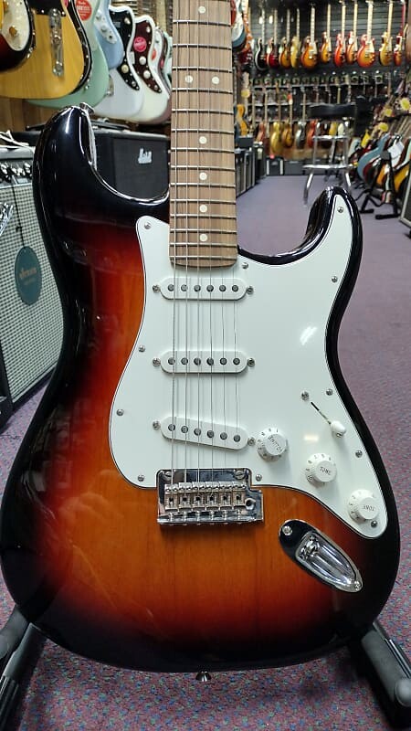 

Fender Player Stratocaster