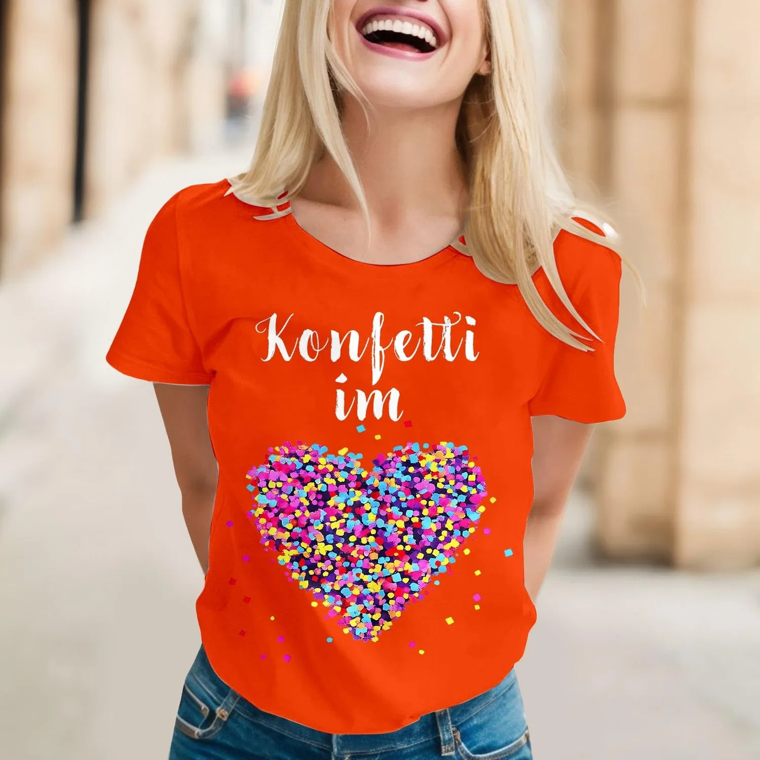 Женская футболка с принтом Confetti Heart Print, Arancia-d — фото 2