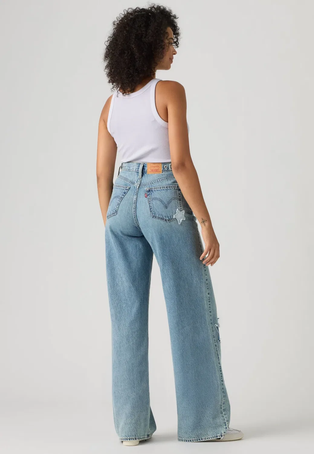 Свободные джинсы с затяжкой Levi'S, Retail Therapy — фото 3