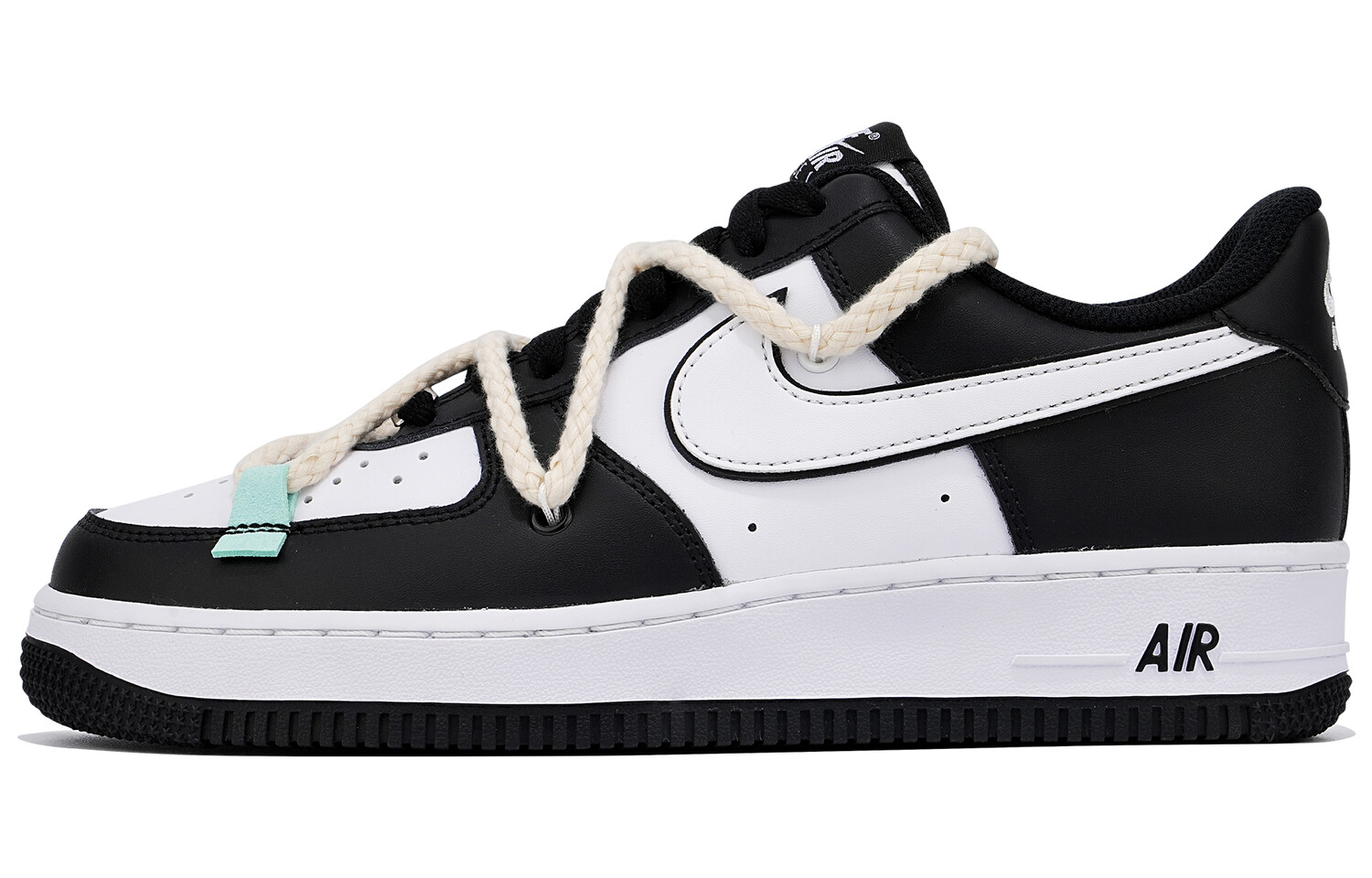 

Кроссовки Nike Air Force 1 Skateboard Shoes Women's Low-Top Black White, черный