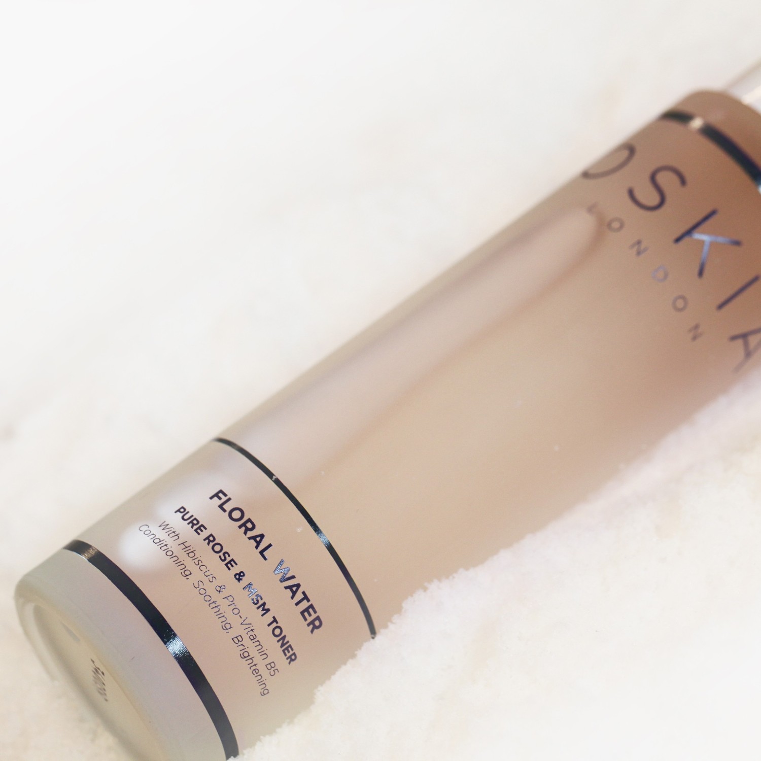 Тоник для лица floral water toner Oskia, объем 150 мл — фото 3