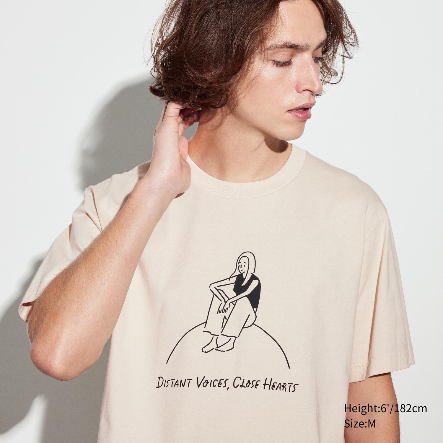 

Футболка Uniqlo Peace For All Yu Nagaba с графикой, естественный