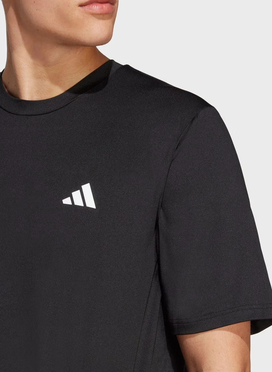 Футболка тренировочная с принтом Train Essentials Adidas, черный — фото 3
