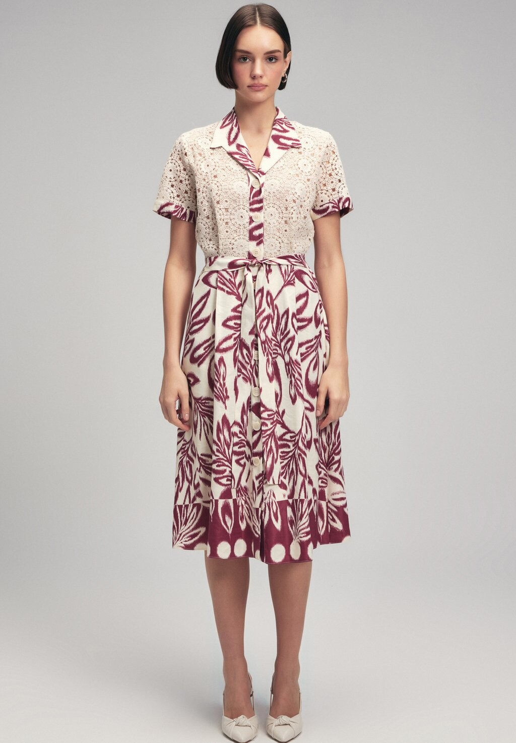 

Платье-рубашка на талии GARNISHED PRINTED adL, цвет Patterned Vanilla