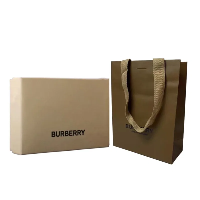 Женские духи Burberry Her Collection Green Raisin Soft Candy Fruity Floral, 30 мл, Burberry — фото 4