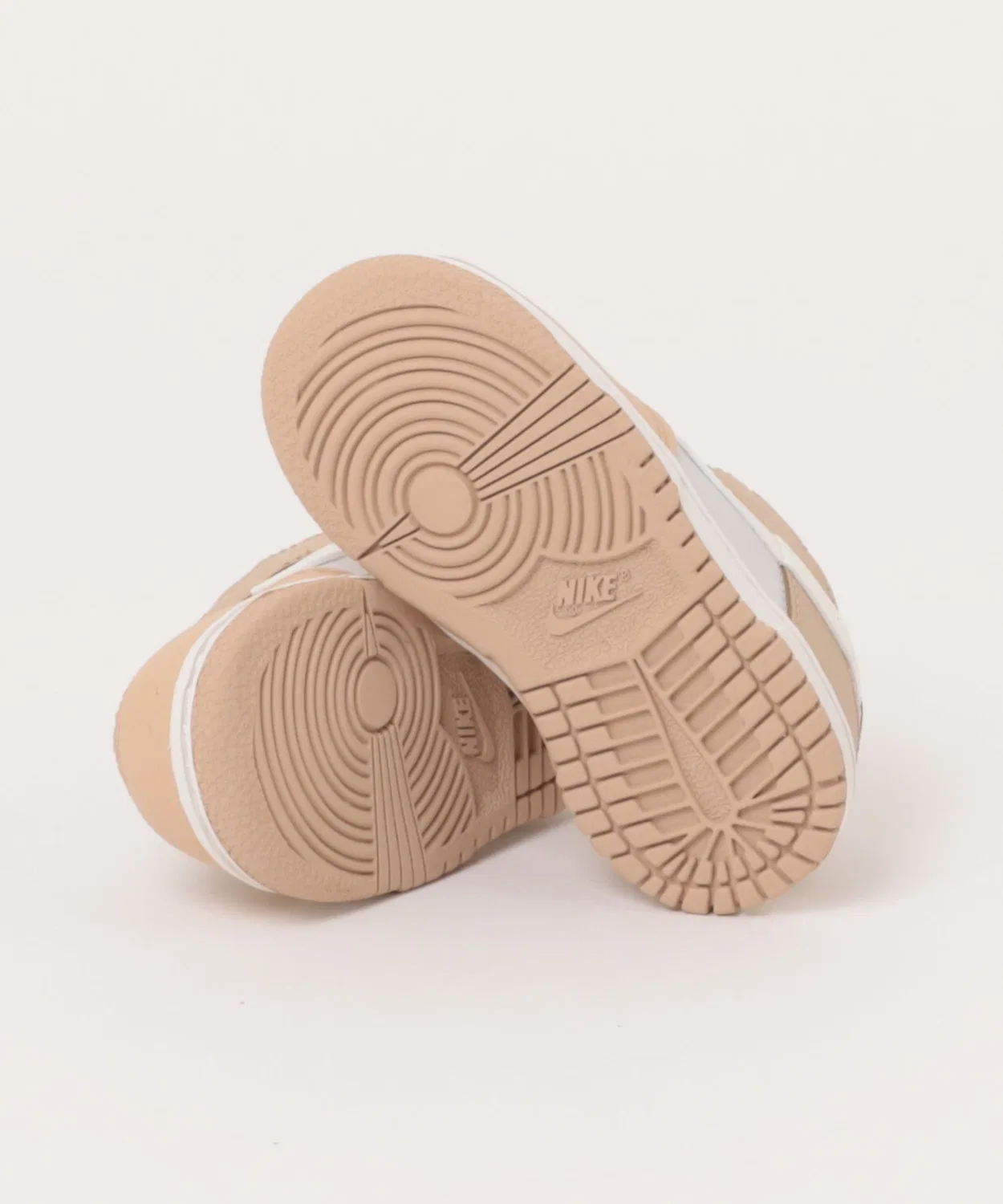 Детские кроссовки с кожаным верхом Nike Dunk Low RP TD, Linen/Sail — фото 3