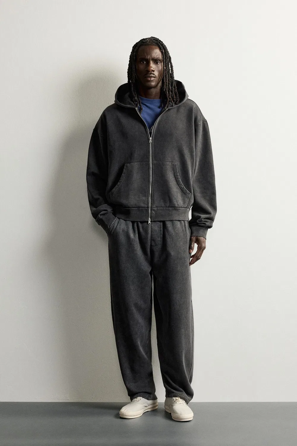 Простая толстовка свободного кроя на молнии. ZARA, Dark anthracite