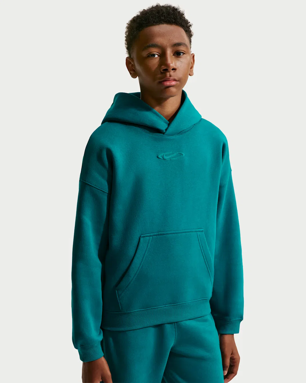 Толстовка большого размера для детей постарше Nike Sportswear Club Fleece, Bright Spruce/Energy/Bright Spruce — фото 3