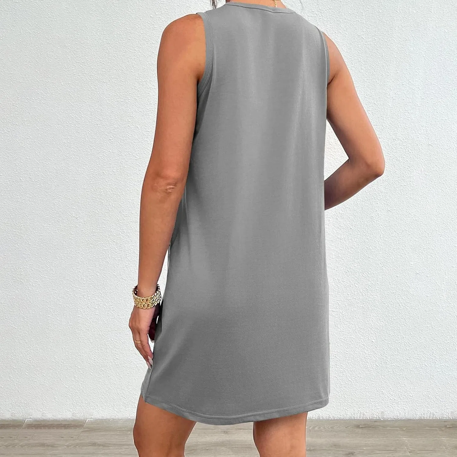 Женское мини-платье с карманами Sleeveless Summer Casual Loose Tank Dress Cute Crewneck Vacation Beach, Grey — фото 3