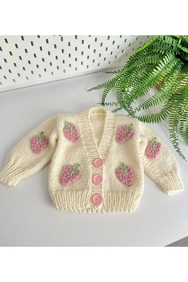 Детский кардиган для девочек вязаный Strawberry children's cardigan / hand knitted cardigan Alis Baby Collection, Pink — фото 2
