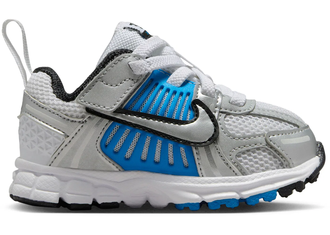 Детские кроссовки Lifestyle Nike Vomero 5, White Light Photo Blue Black Metallic Silver