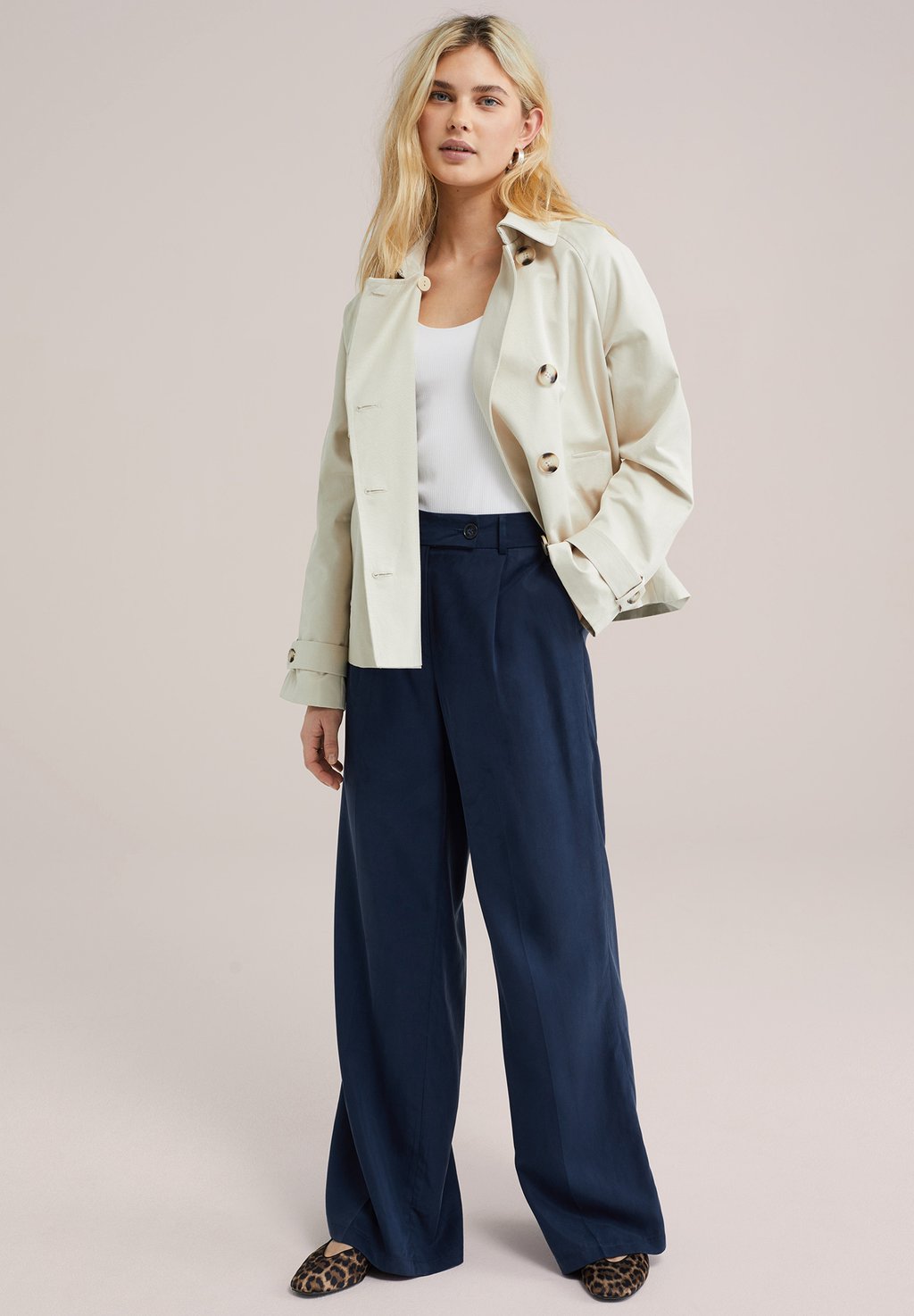 

Летняя куртка WE Fashion, кремовый