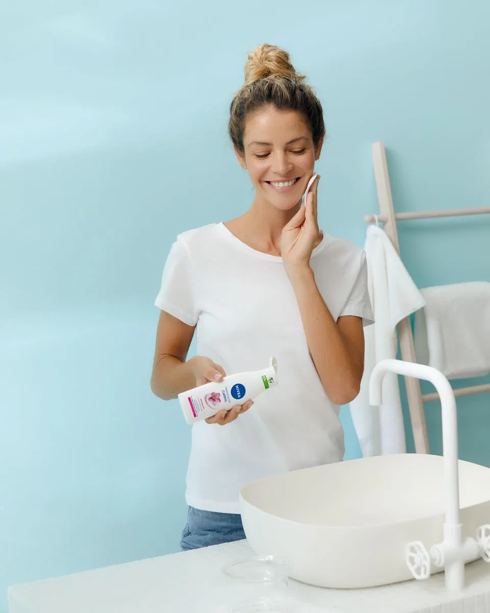 Очищающее молочко для лица NIVEA, с миндальным маслом, 200 мл — фото 3