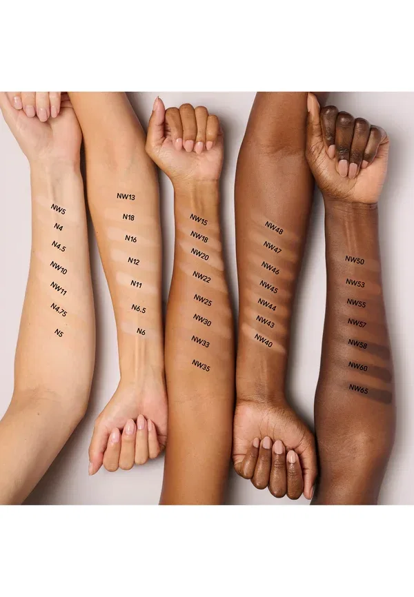 Пудра-основа Studio Fix Powder Plus Foundation Refill Mac, nw20 Beige, 12 г — фото 4