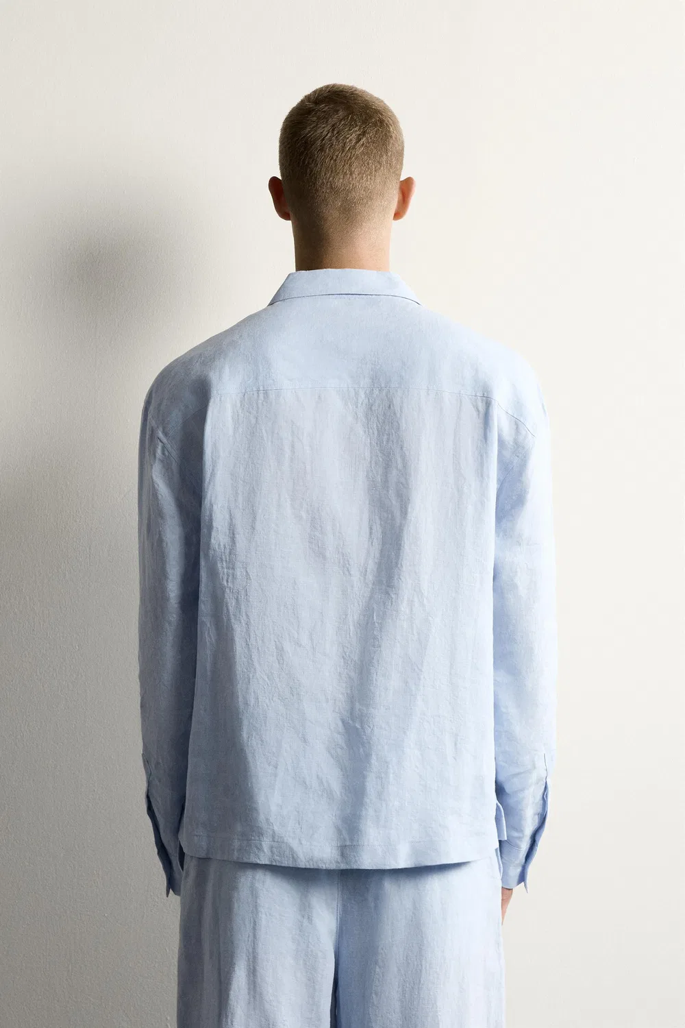 Рубашка свободного кроя из 100% льна со складками. ZARA, Sky blue — фото 3