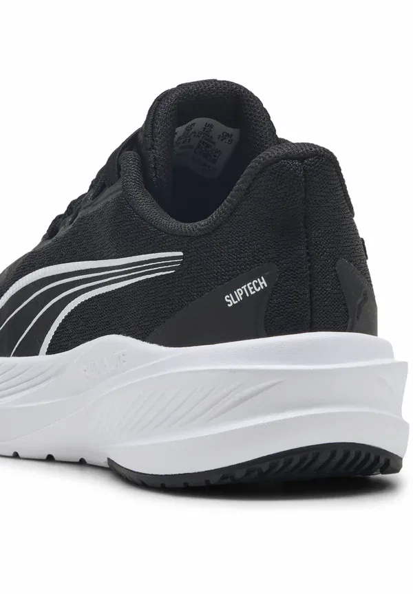 Кроссовки с текстильным верхом Dasher lite sliptech sneakers unisex - trainers Puma, Black-White, белый — фото 4