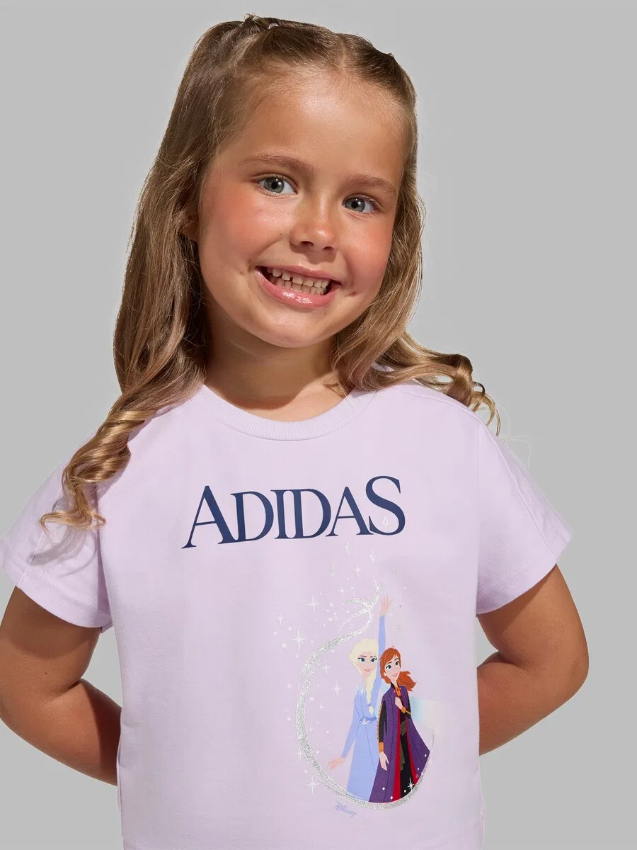 Спортивный костюм ADIDAS SPORTSWEAR «Футболка ADIDAS DISNEY FROZEN» сиреневого цвета — фото 2