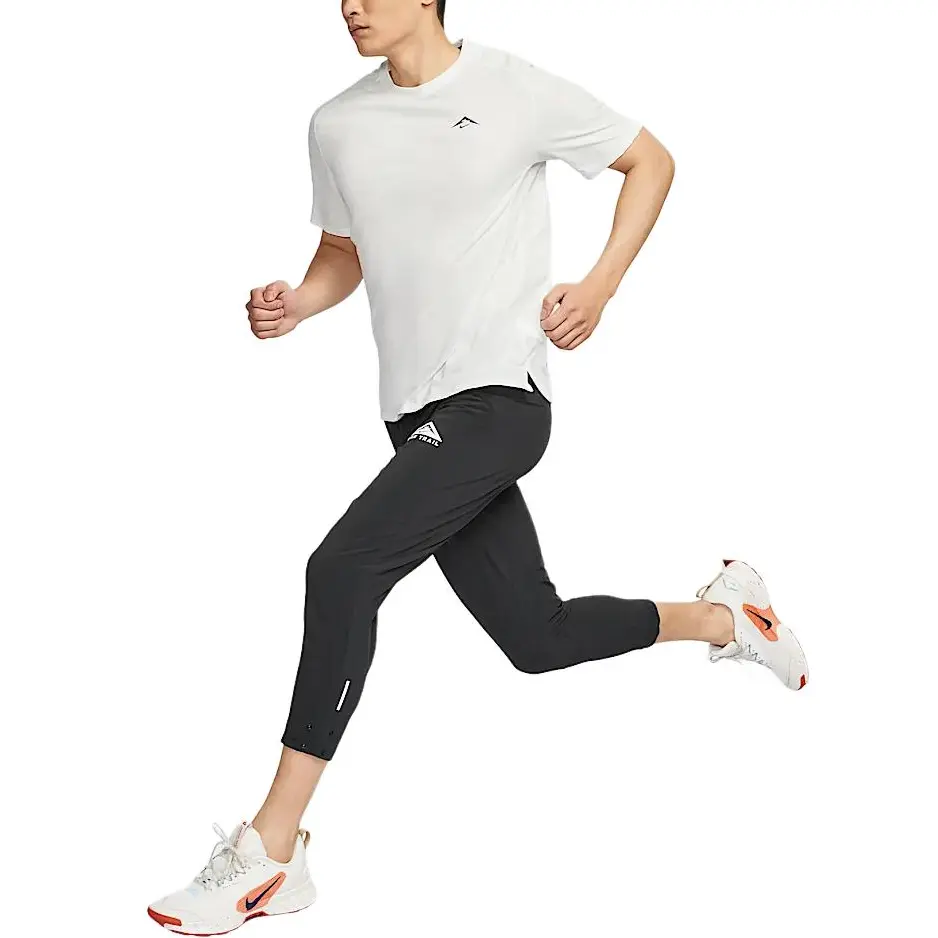 Мужская футболка для бега Solar Chase Dri FIT Adv с короткими рукавами Nike, белый/черный — фото 4