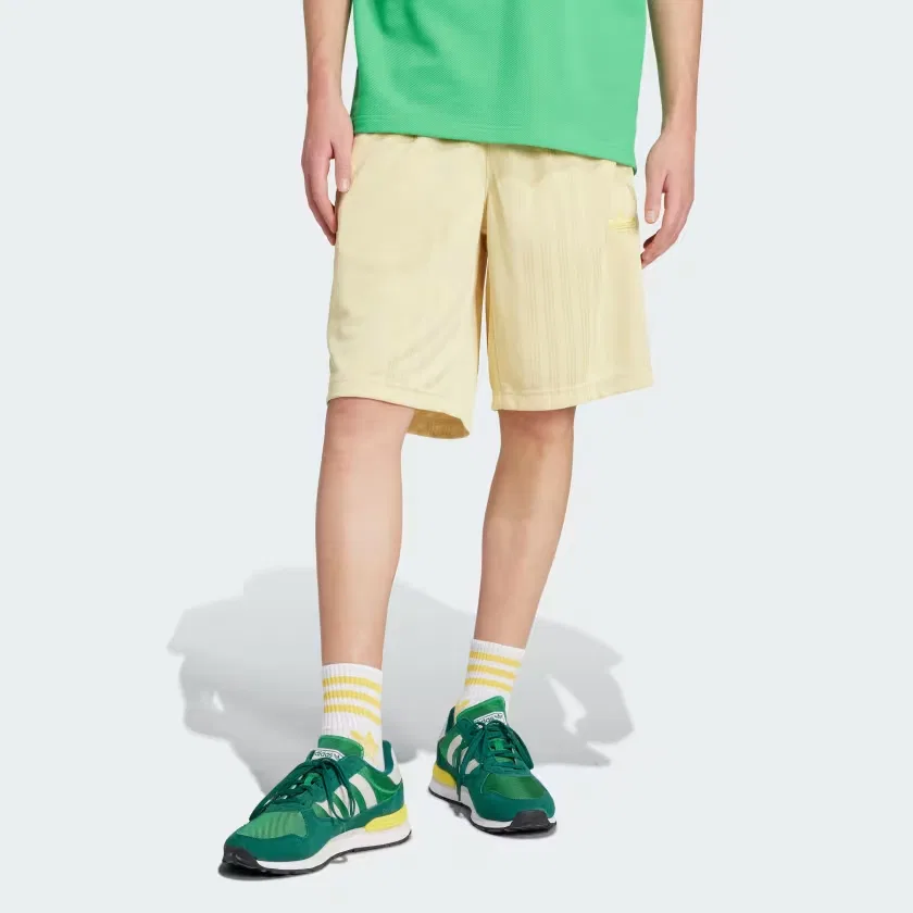 Мужские шорты Adidas Originals Adicolor, Pink Yellow — фото 3