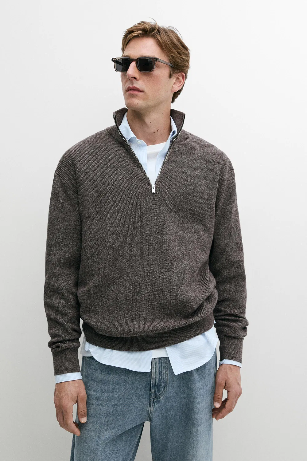 Свитер Massimo Dutti Mock Neck Knit With Zip, бежево-коричневый