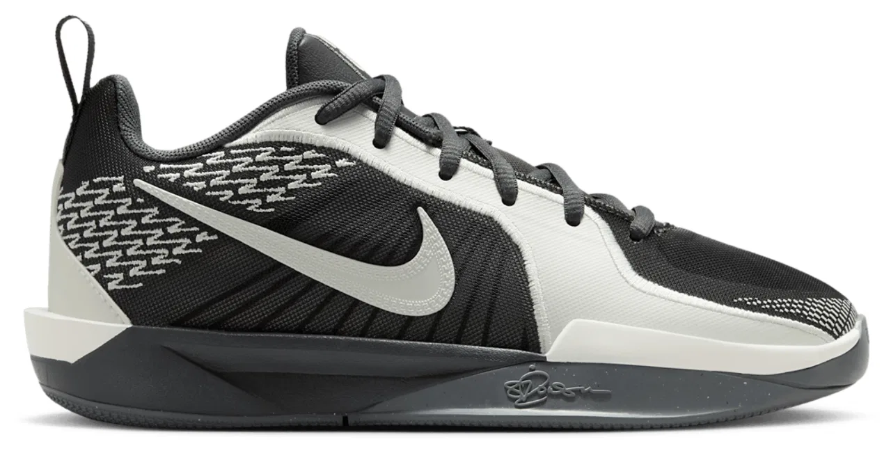 Детские баскетбольные кроссовки Sabrina 2 Nike, цвет Sail/Iron Grey/Hot Punch