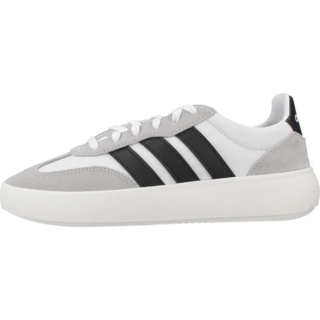 Детские кроссовки с верхом из замши и текстиля Barreda Decode J Adidas, Weiss Schwarz Grau — фото 2