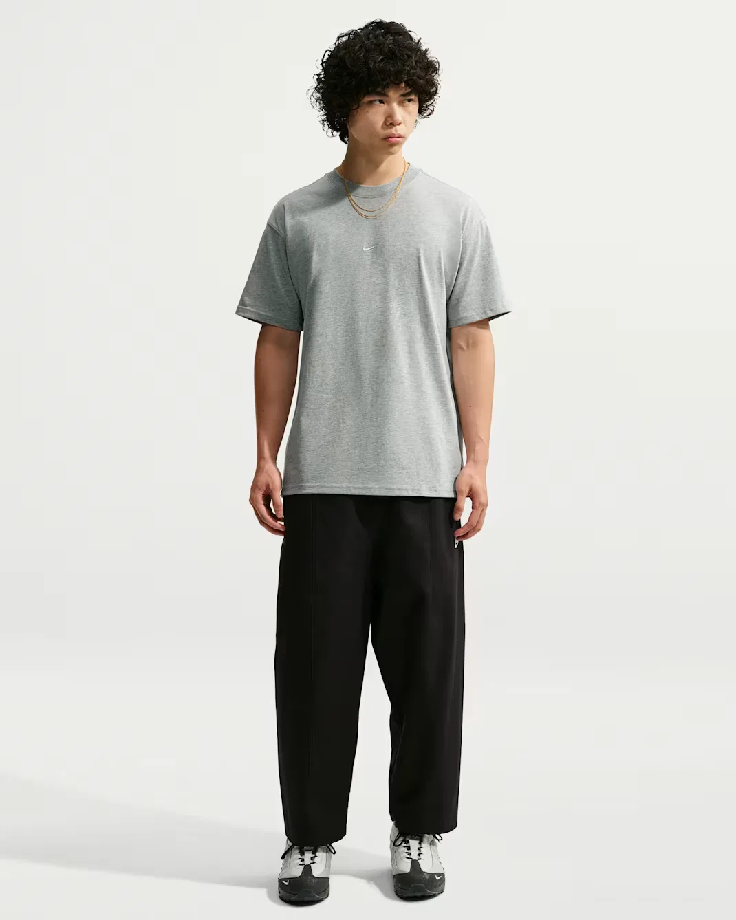 Мужская свободная футболка Nike Sportswear, Dark Grey Heather — фото 4