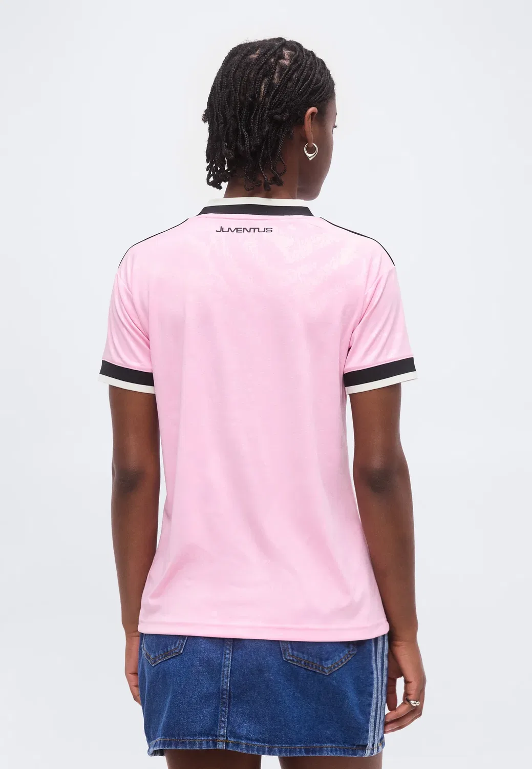 Ювентус, выездной матч 26/27 - клубная форма Adidas Originals, True Pink/Black — фото 3