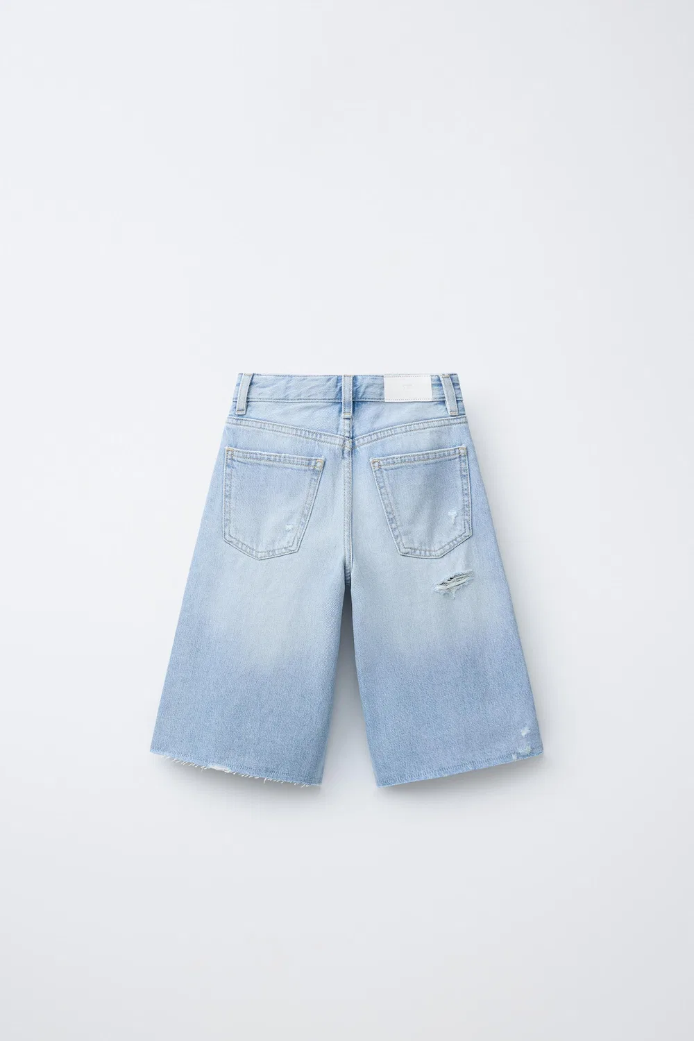 Длинные бермудские шорты с рваными элементами ZARA, Light Blue — фото 2
