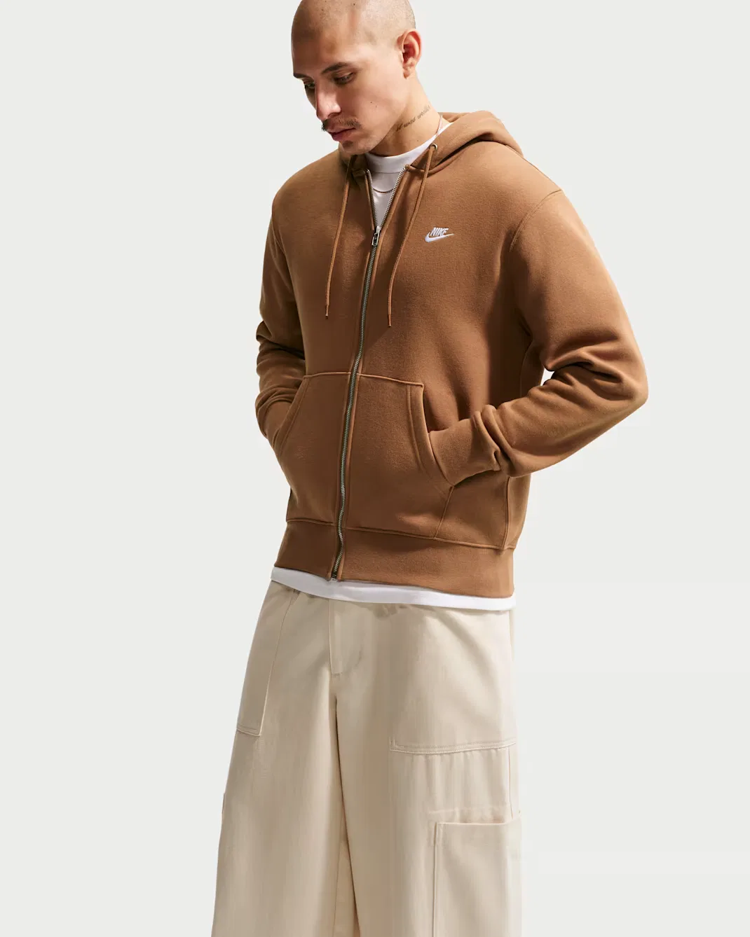 Мужская флисовая толстовка на молнии Nike Club, Ale Brown/Ale Brown/White — фото 3