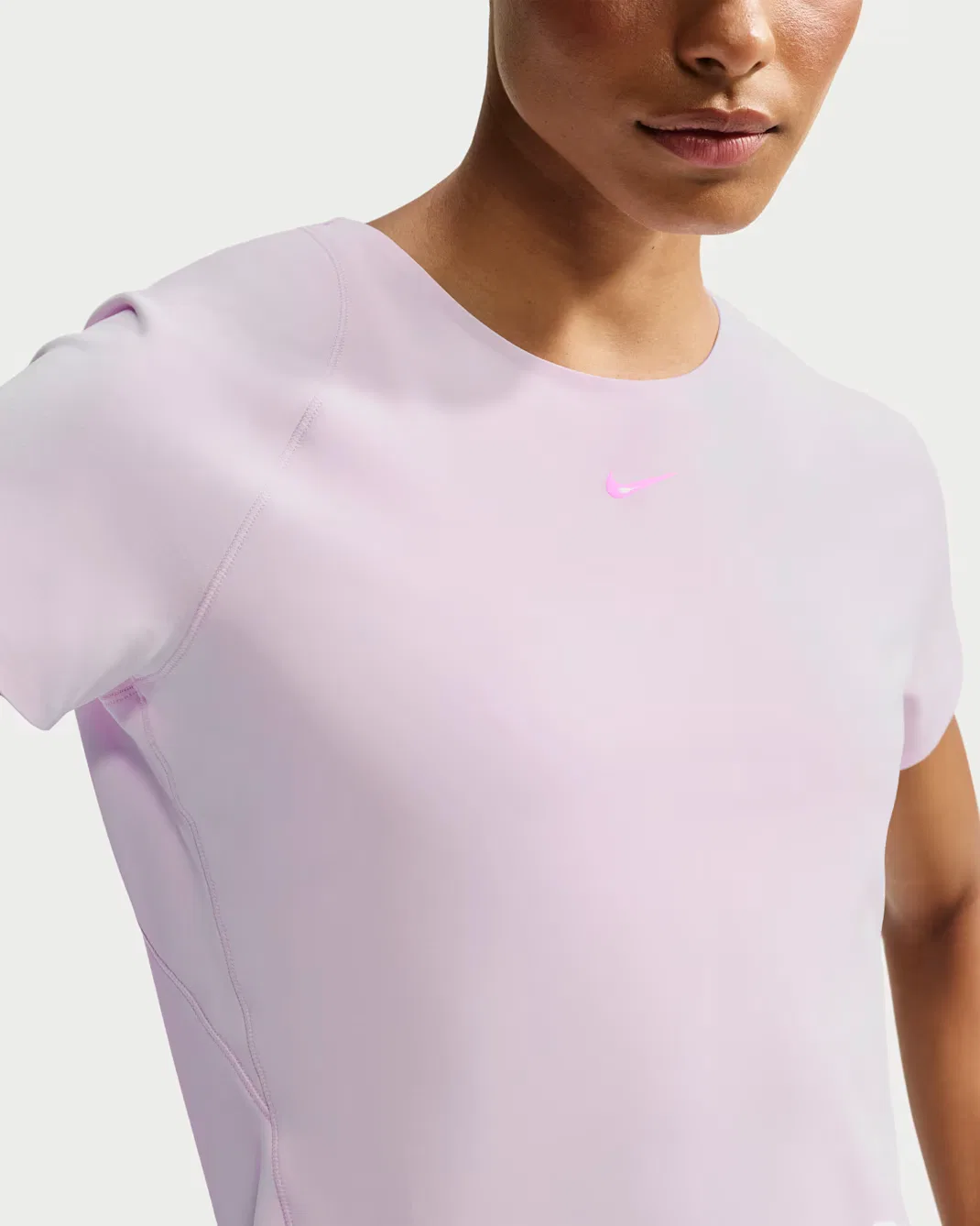 Женская футболка с коротким рукавом Dri-FIT Nike Universa, Bleached Lilac/Pink Rise — фото 3