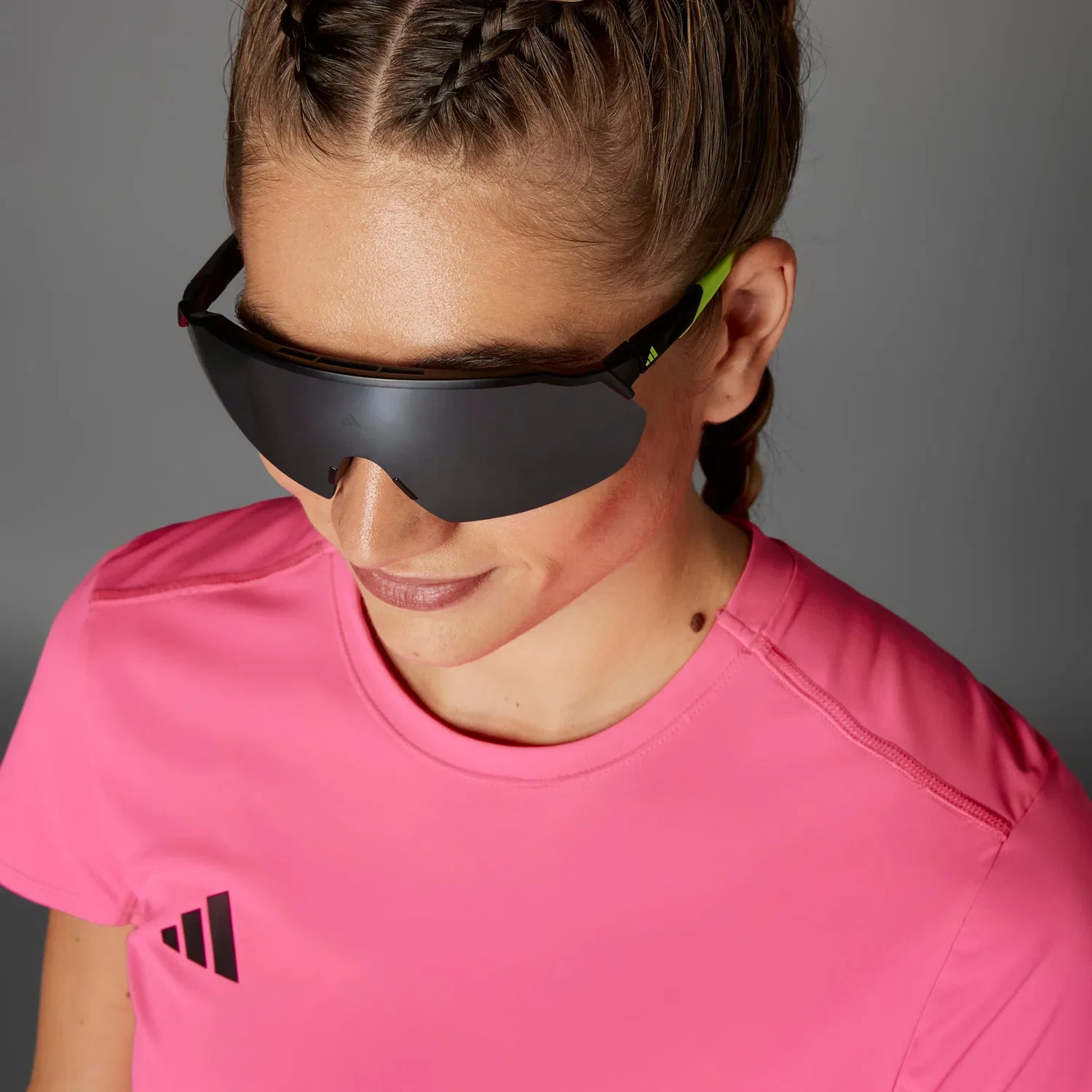 Женская беговая футболка с технологией AEROREADY Adidas Performance, Lucid Pink — фото 4