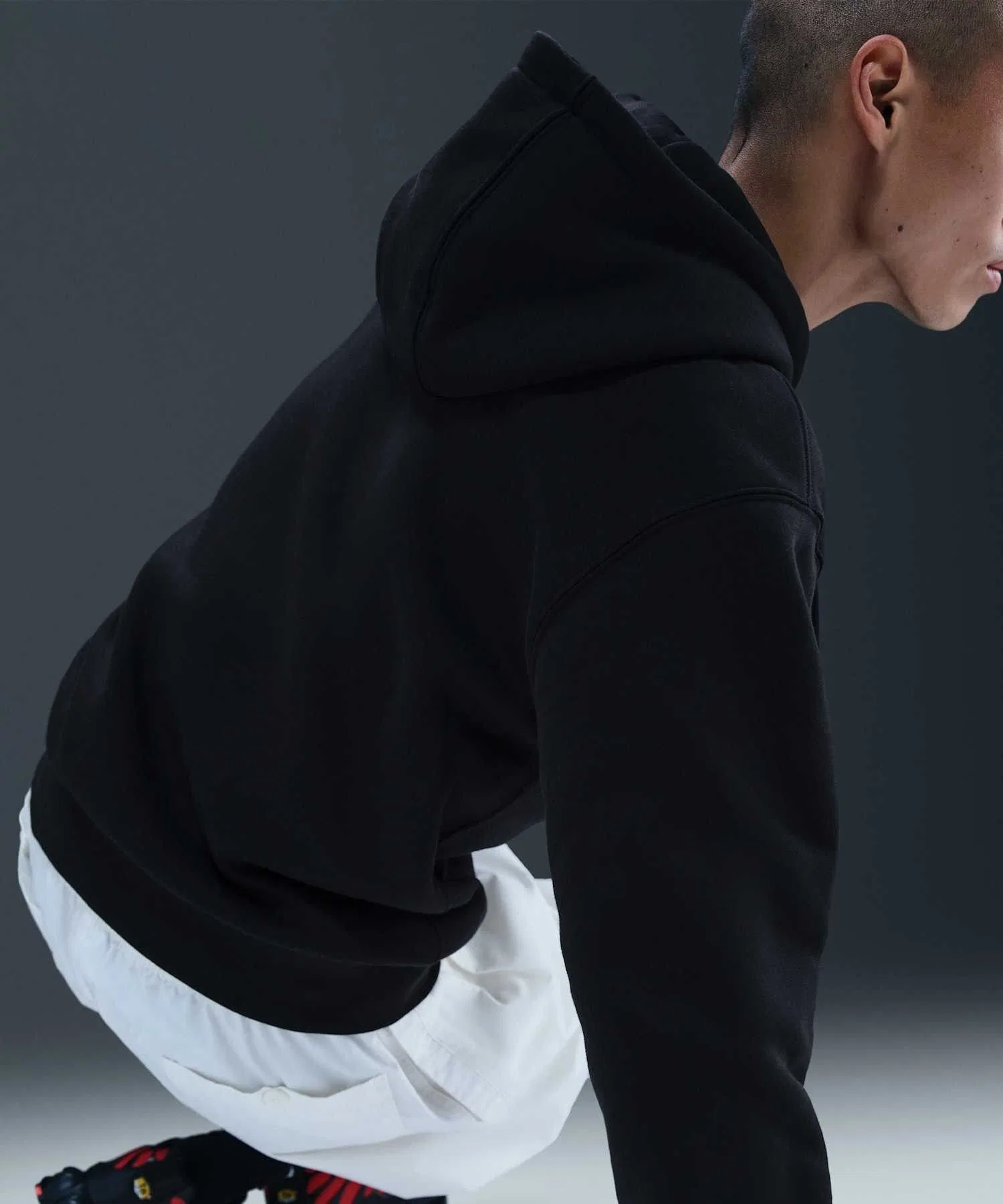 Мужская флисовая толстовка Nike Club на молнии FN3862-010, черная. — фото 2