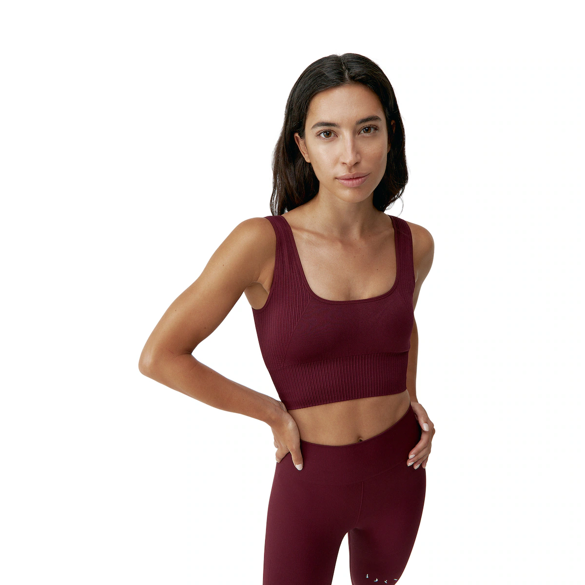 

Yami Born Living Yoga Женский спортивный топ, цвет Vino