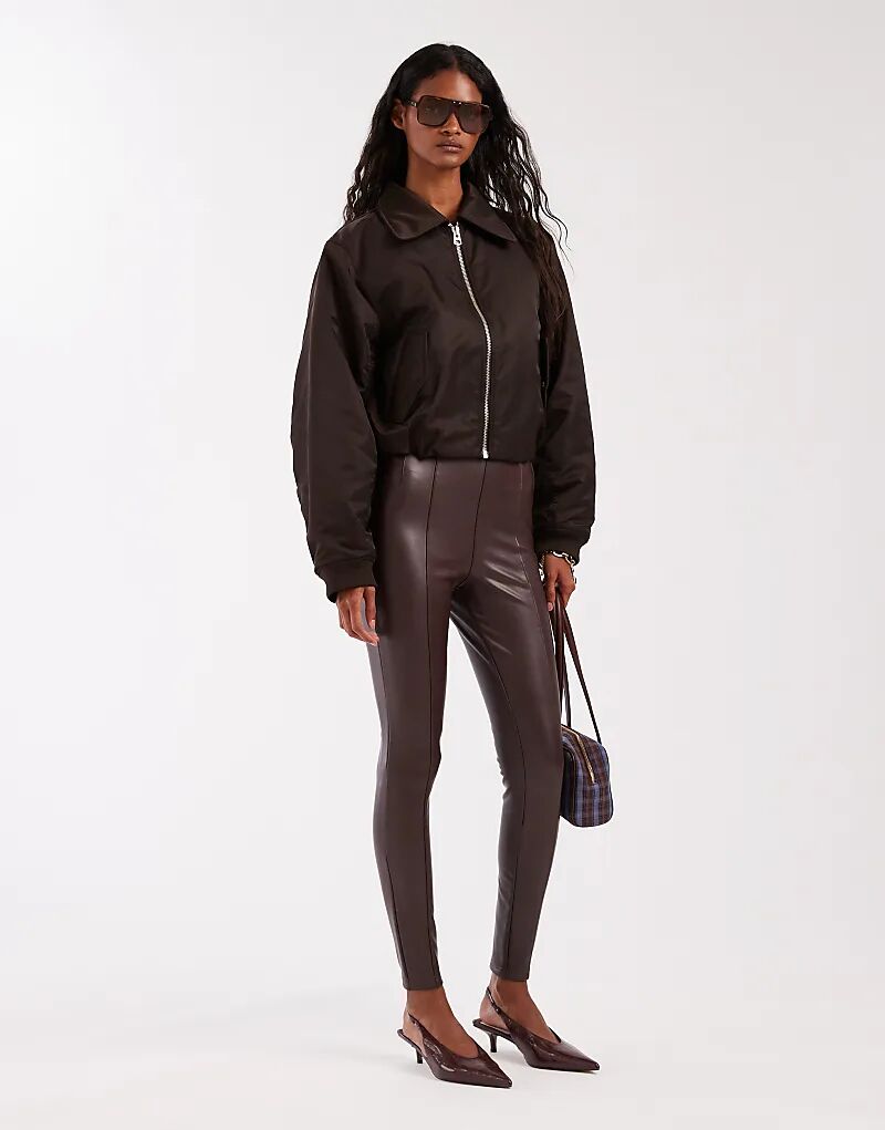 

Леггинсы New Look из искусственной кожи темно-коричневого цвета