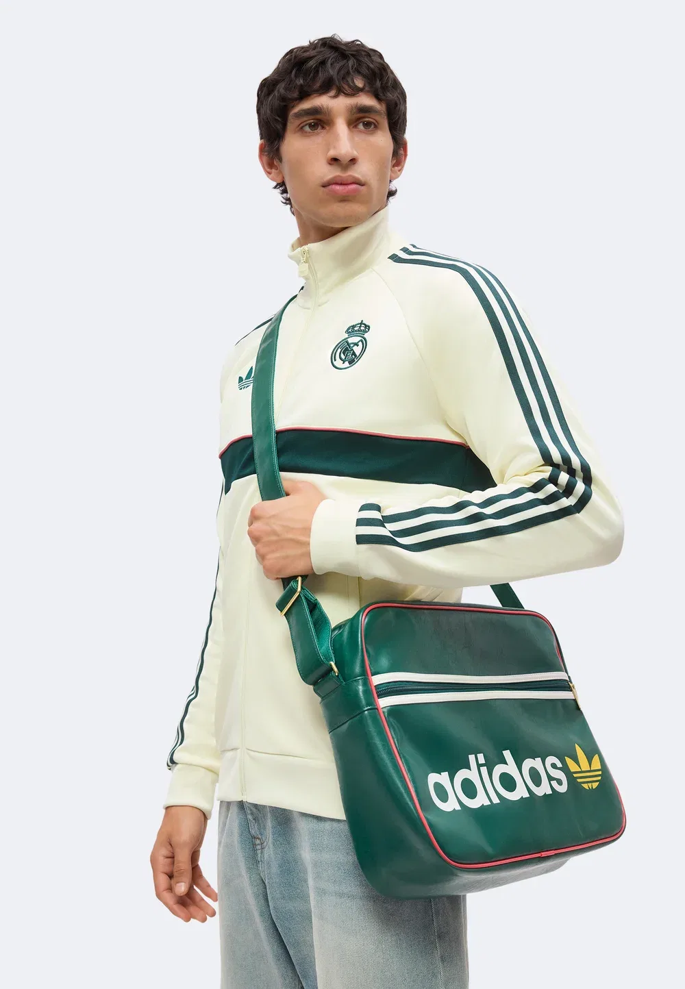 Спортивная куртка "Реал Мадрид" - клубная одежда Adidas Originals, Ivory — фото 4