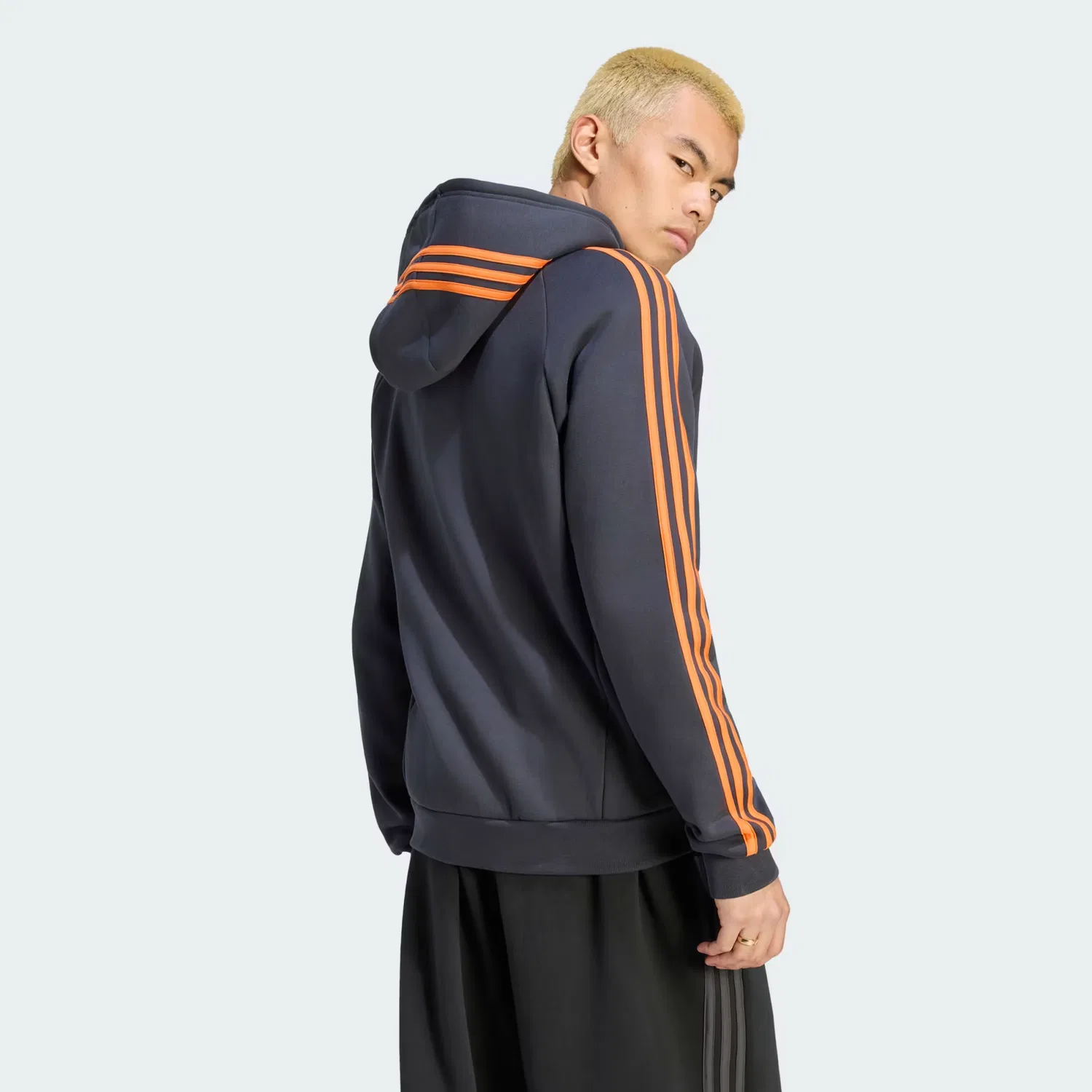 Мужское худи с принтом Adicolor Over the Hood Stripes Adidas Originals, темно-серый — фото 3