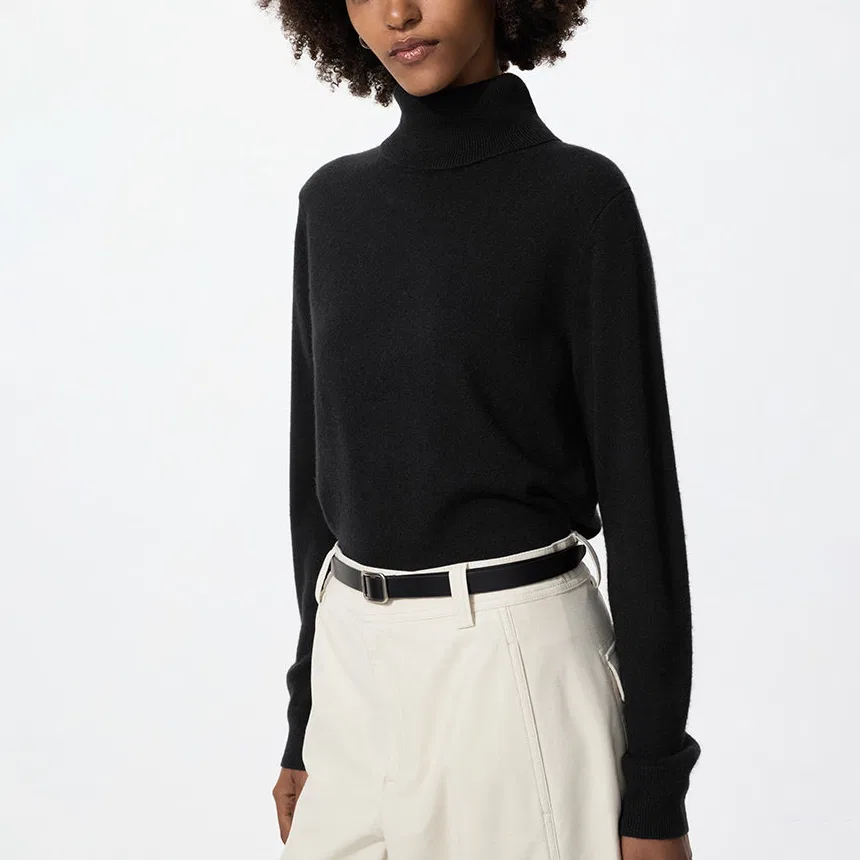 Женский кашемировый свитер с водолазкой Black UNIQLO, Черный — фото 3